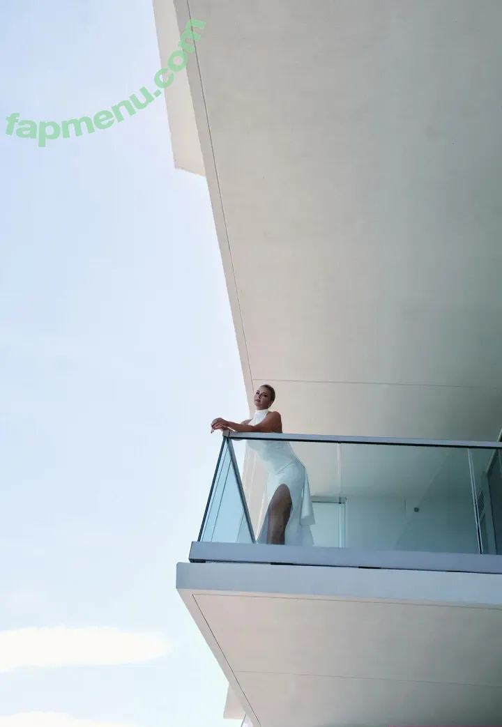 Camille Kostek nude photo #0556 (camillekostek)