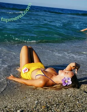 Camille LV / CamilleLvqu / camille_lvqu nude photo #0273