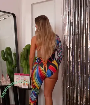 Camille LV / CamilleLvqu / camille_lvqu nude photo #0301