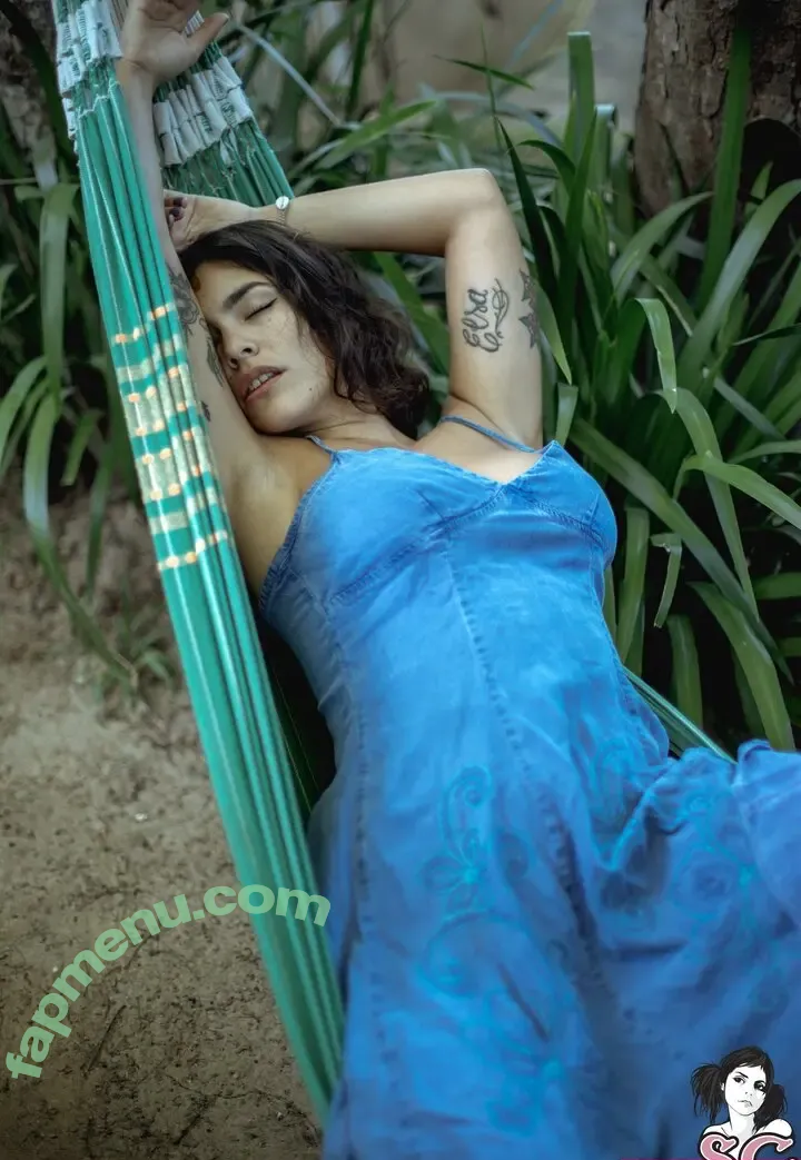 Camille Suicide nude photo #0209 (camilei / camilleelliss)