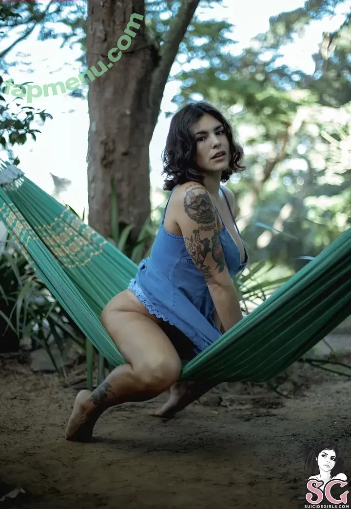 Camille Suicide nude photo #0214 (camilei / camilleelliss)