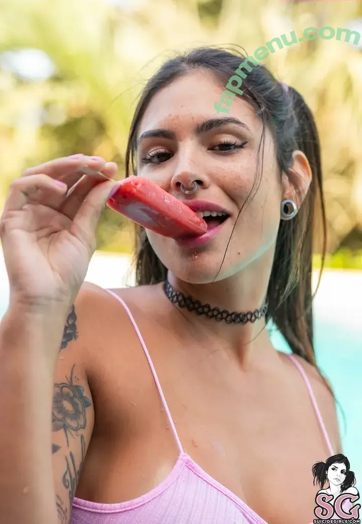 Camille Suicide nude photo #0408 (camilei / camilleelliss)