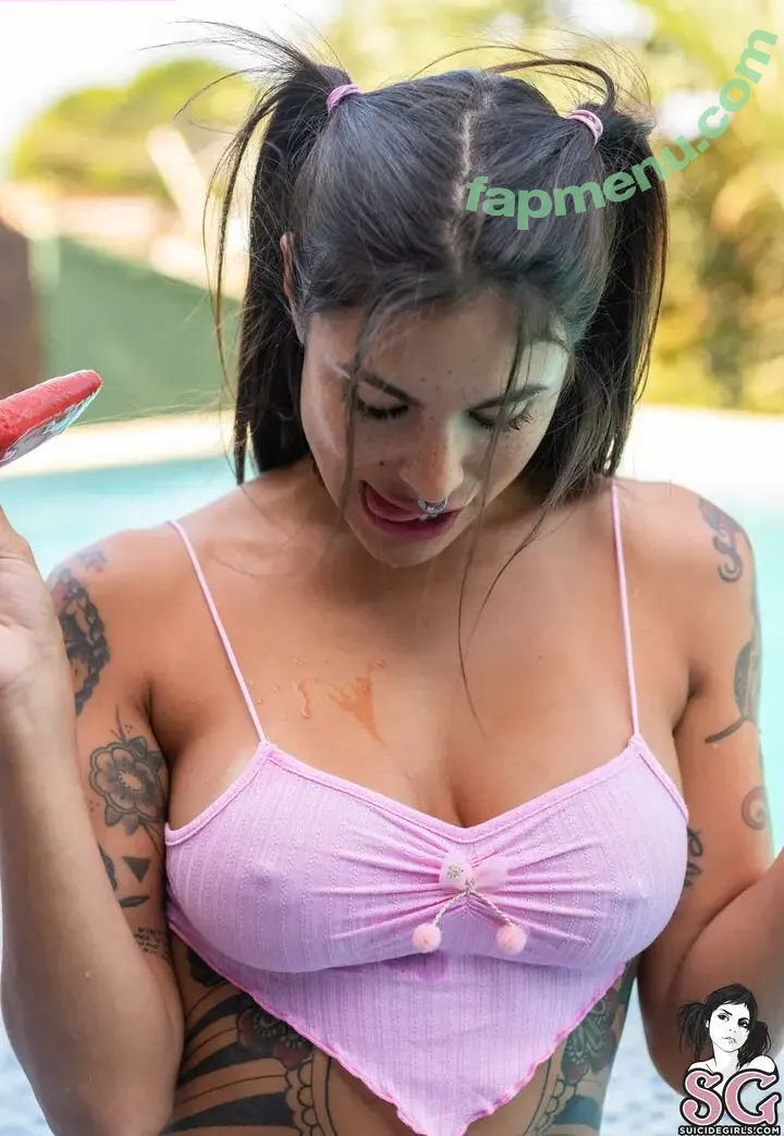 Camille Suicide nude photo #0410 (camilei / camilleelliss)