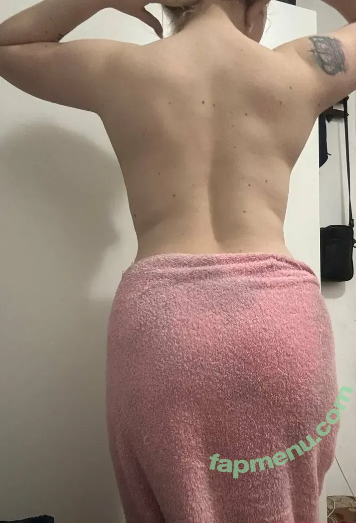 camilubb nude photo #0013 (camifrobabe)