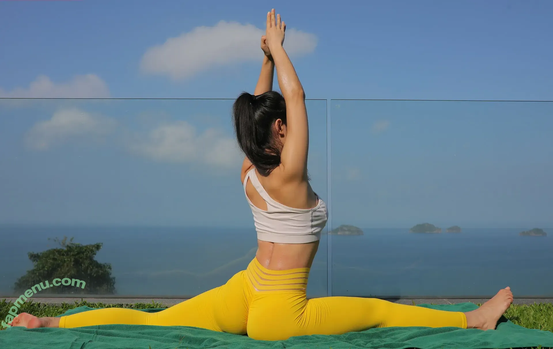 camlinngh_official nude photo #0070 (camlinngh_official)