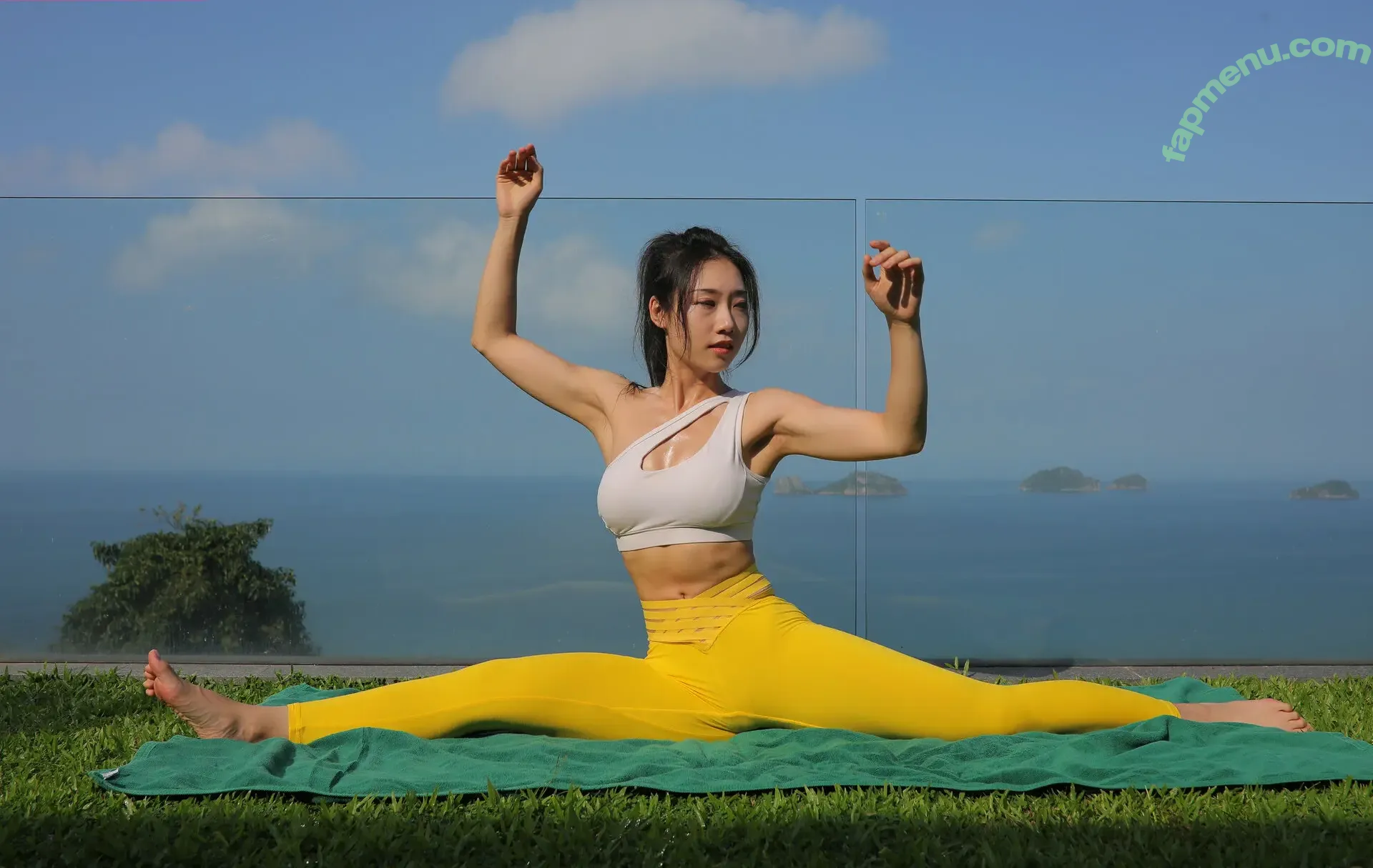 camlinngh_official nude photo #0078 (camlinngh_official)