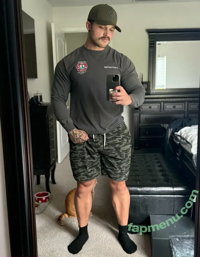 camo1232 nude photo #0045 (camo1232)