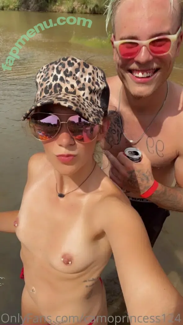 Camoprincess124 nude photo #0021 (Camoprincess124)