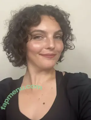 Camren Bicondova / camrenwhy nude photo #0093