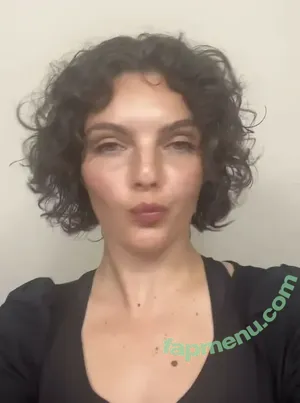 Camren Bicondova / camrenwhy nude photo #0096