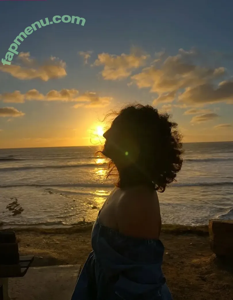 Camren Bicondova nude photo #0089 (camrenwhy)