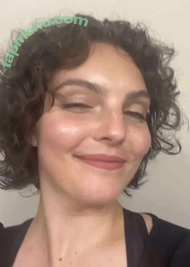 Camren Bicondova nude photo #0103 (camrenwhy)