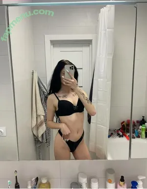  nude photo #0003