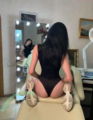  nude photo #0005