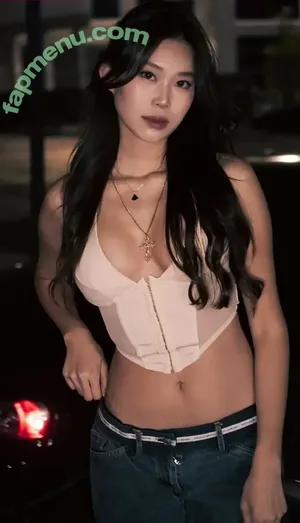 Camyyangg nude photo #0050