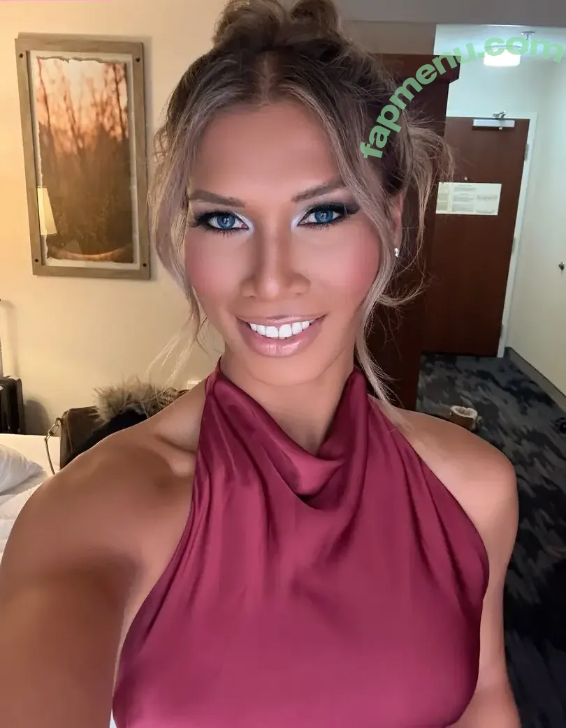 canadiandestoryer nude photo #0145 (Gisele Shaw / canadiandestroyer / gocsaysmeow)