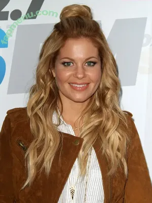 Candace Cameron Bure / candacecbure nude photo #0022
