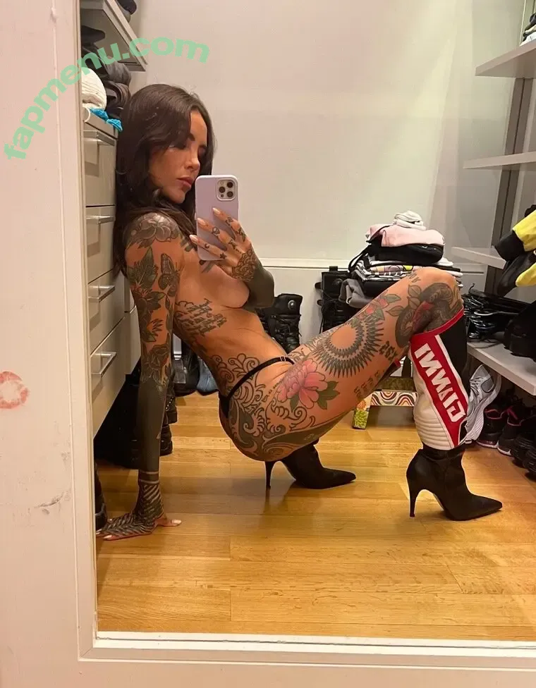 Candelaria Tinelli nude photo #0066 (candelariatinelli / candetinelli)