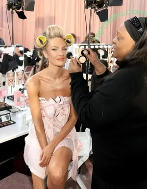 Candice Swanepoel / candiceswanepoel nude photo #0672