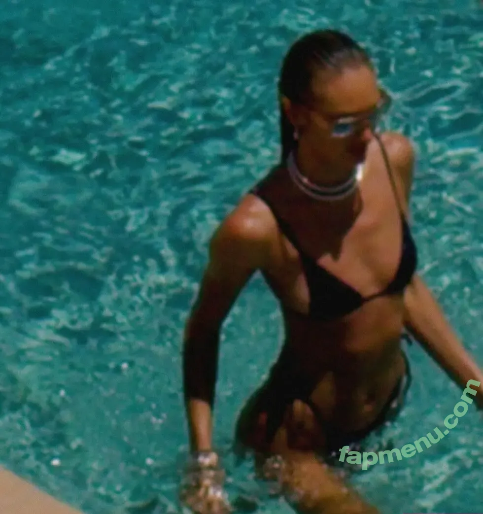 Candice Swanepoel nude photo #0702 (candiceswanepoel)