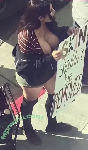 CANDID Boobs / bouncy / braless / cleavage / downblouse / jiggly nude photo #0021