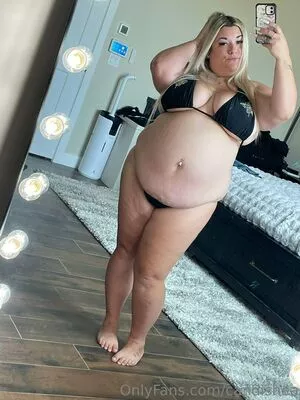 candishea / bbwcandishea nude photo #0059