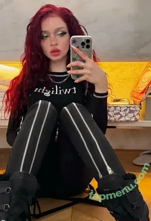 Candyasmus nude photo #0005
