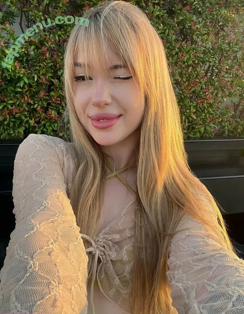 candyflipp nude photo #0011 (candyfl1pp)