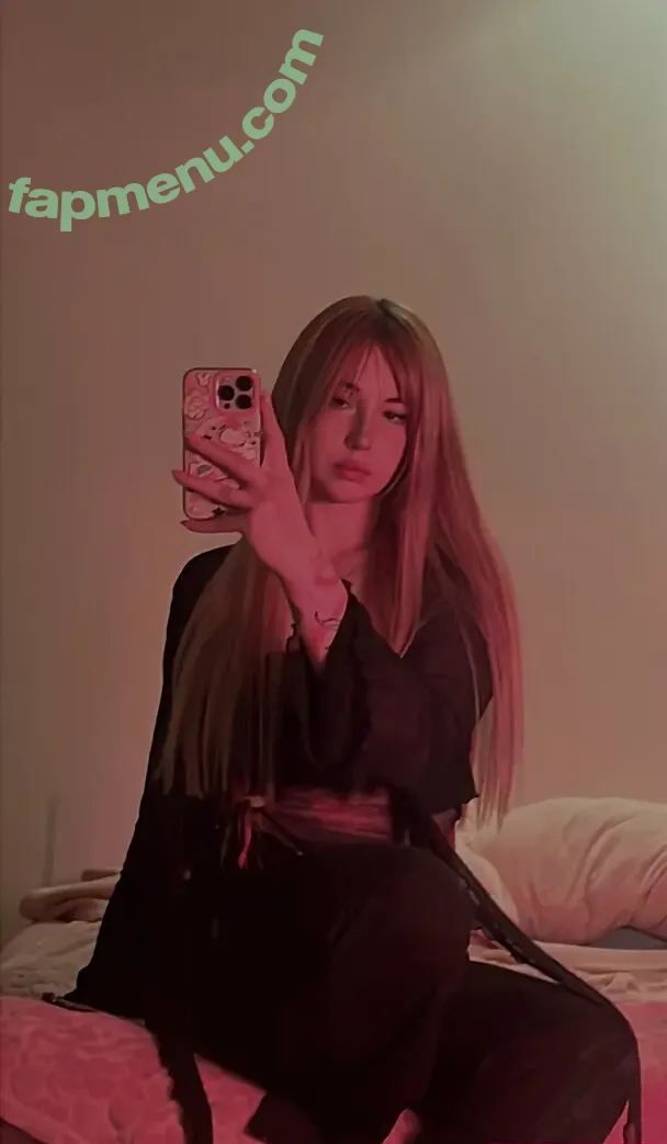 candyflipp nude photo #0028 (candyfl1pp)