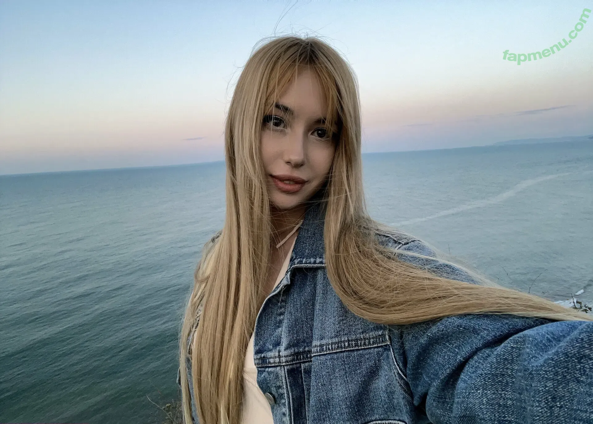 candyflipp nude photo #0040 (candyfl1pp)