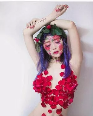 Canniny / u140441626 nude photo #0002