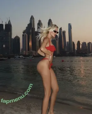 Cansu Taşkın / cansutaskin1 nude photo #0011