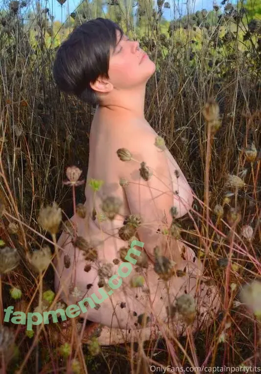 captainpartytits nude photo #0140 (captainpartytits)