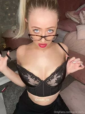 Cara Arabella / arabella_bitchx / lilbluex / rosec_xx nude photo #0175