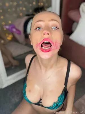 Cara Arabella / arabella_bitchx / lilbluex / rosec_xx nude photo #0276