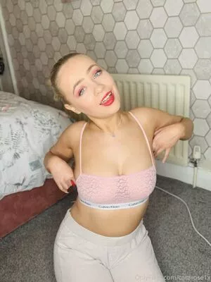 Cara Arabella / arabella_bitchx / lilbluex / rosec_xx nude photo #0278