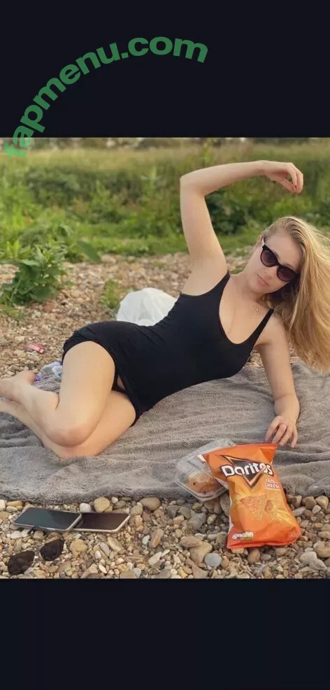 Cara Arabella nude photo #0001 (arabella_bitchx / lilbluex / rosec_xx)