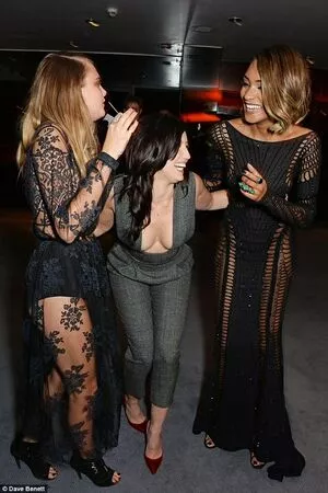 Cara Delevingne / CaraDelevingneOfficialPage / caradelevingne nude photo #1405