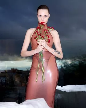 Cara Delevingne / CaraDelevingneOfficialPage / caradelevingne nude photo #1414