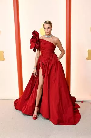 Cara Delevingne / CaraDelevingneOfficialPage / caradelevingne nude photo #1425