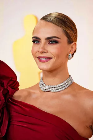 Cara Delevingne / CaraDelevingneOfficialPage / caradelevingne nude photo #1431