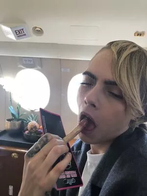 Cara Delevingne / CaraDelevingneOfficialPage / caradelevingne nude photo #1456