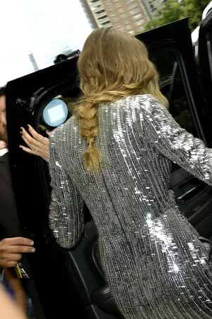 Cara Delevingne / CaraDelevingneOfficialPage / caradelevingne nude photo #1488