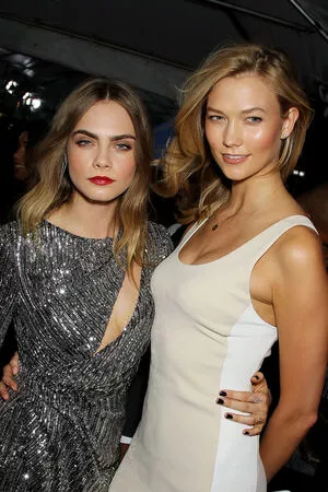 Cara Delevingne / CaraDelevingneOfficialPage / caradelevingne nude photo #1514