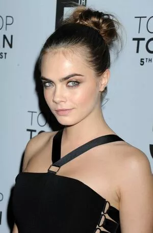 Cara Delevingne / CaraDelevingneOfficialPage / caradelevingne nude photo #1518