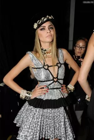 Cara Delevingne / CaraDelevingneOfficialPage / caradelevingne nude photo #1759