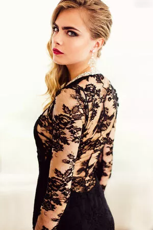 Cara Delevingne / CaraDelevingneOfficialPage / caradelevingne nude photo #1819