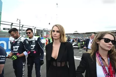 Cara Delevingne / CaraDelevingneOfficialPage / caradelevingne nude photo #1841