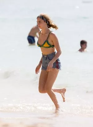 Cara Delevingne / CaraDelevingneOfficialPage / caradelevingne nude photo #1855