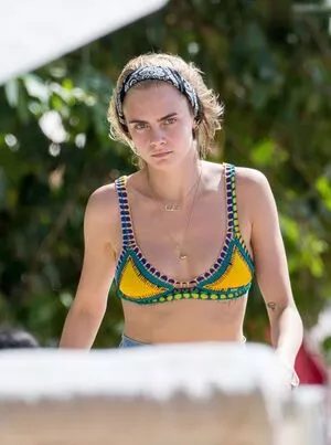 Cara Delevingne / CaraDelevingneOfficialPage / caradelevingne nude photo #1859